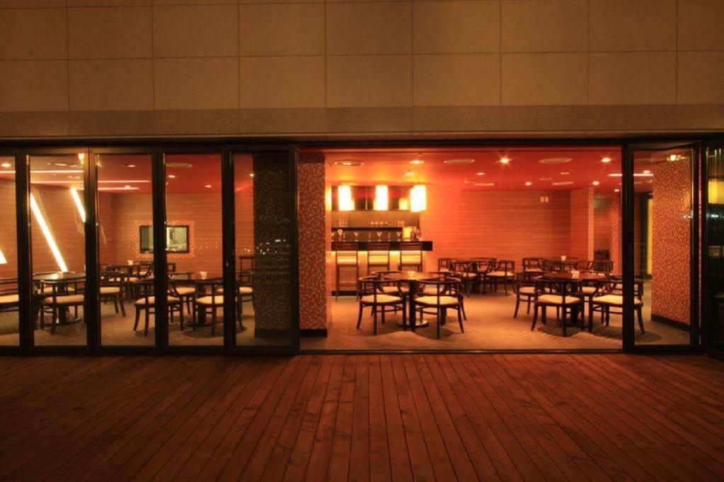 Hotel Riviera Geoje Buitenkant foto